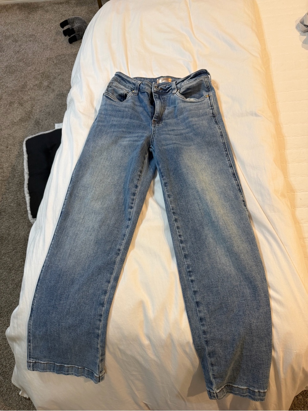 Kut from the Kloth Light Blue Straight-Leg Jeans